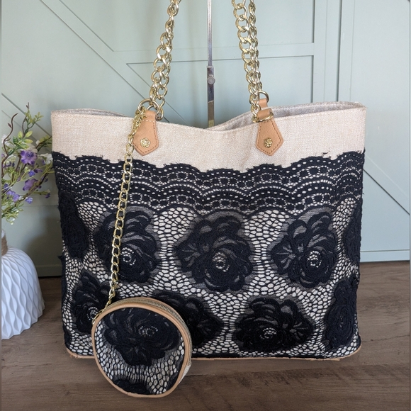 Betsey Johnson Floral Lace Tote Bag - Picture 4 of 12